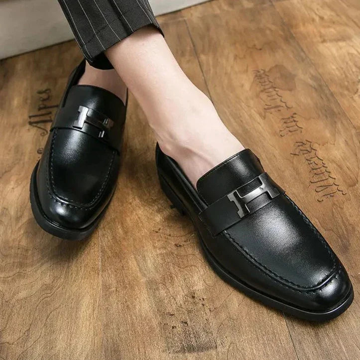 Mocassim Masculino em Couro Raphaelos S045